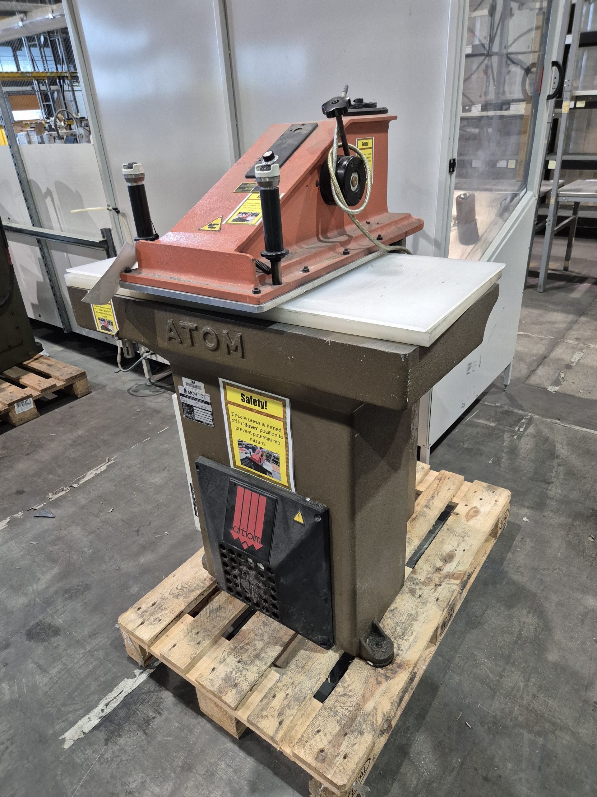 Clicker Press Machine